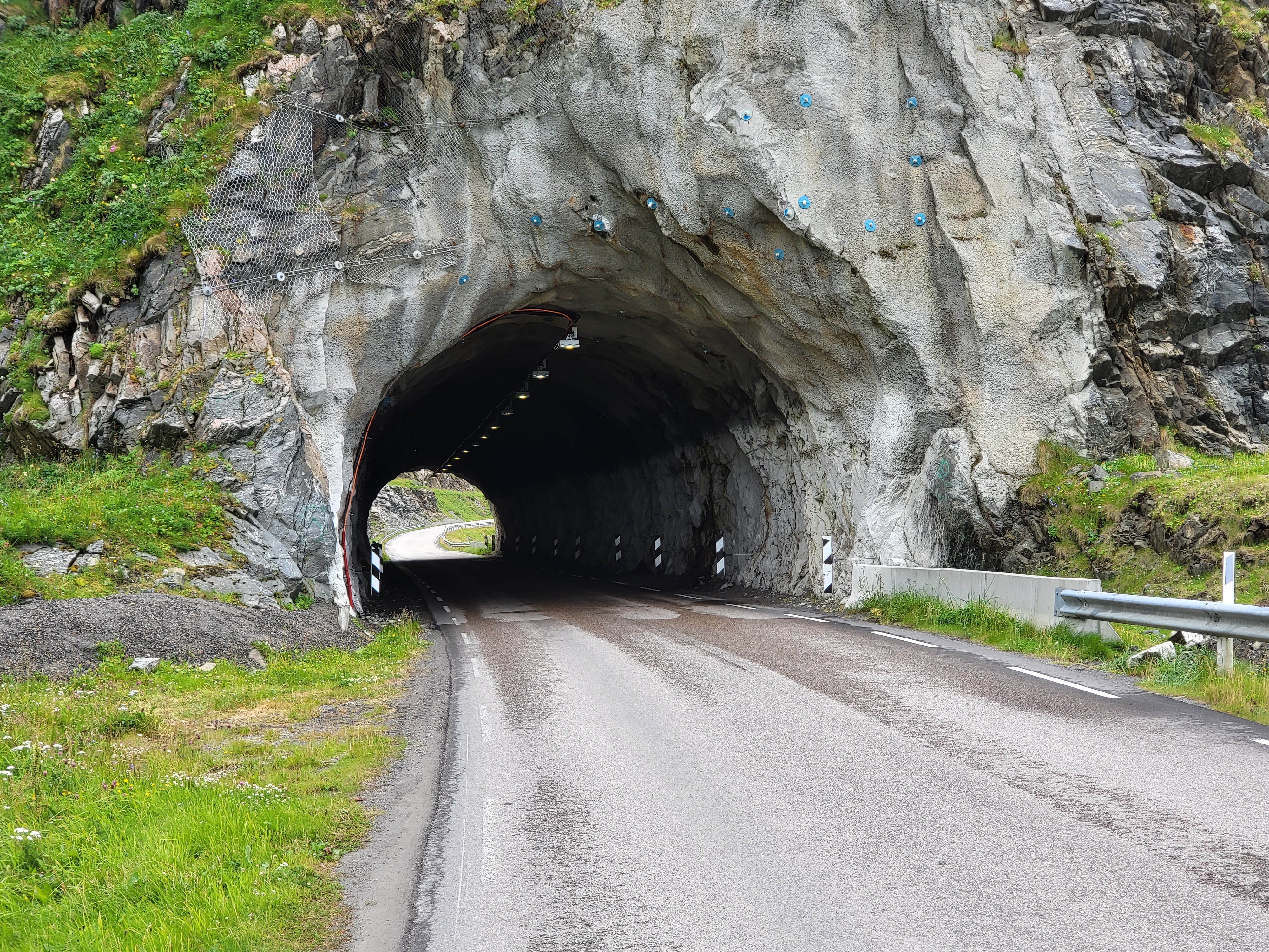 Tunnel
